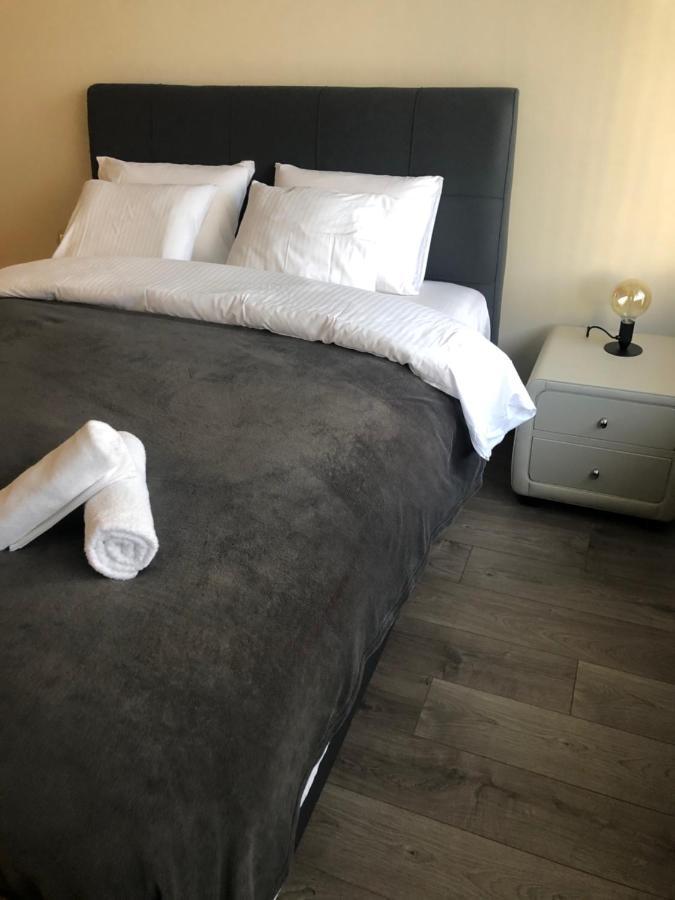 District 01-Luxury Urban Lofts Apartment Tesalonika Bagian luar foto