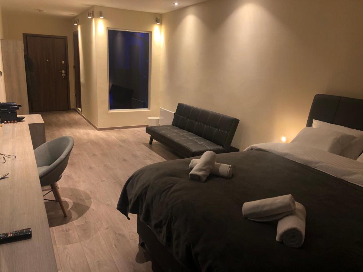 District 01-Luxury Urban Lofts Apartment Tesalonika Bagian luar foto